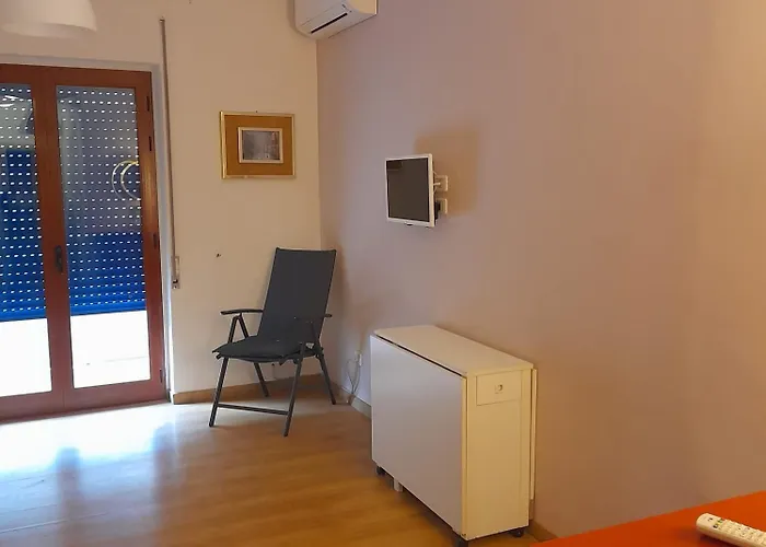 La Casa Di Raffa アグローポリ